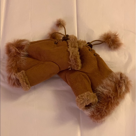 NWOT Genuine Rabbit Fur & faux suede fingerless gloves - Picture 4 of 5